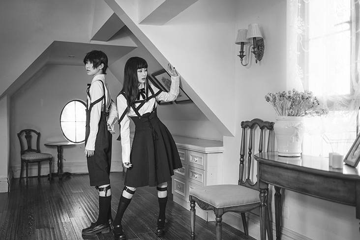 top_2021_aw_01_bk.jpg